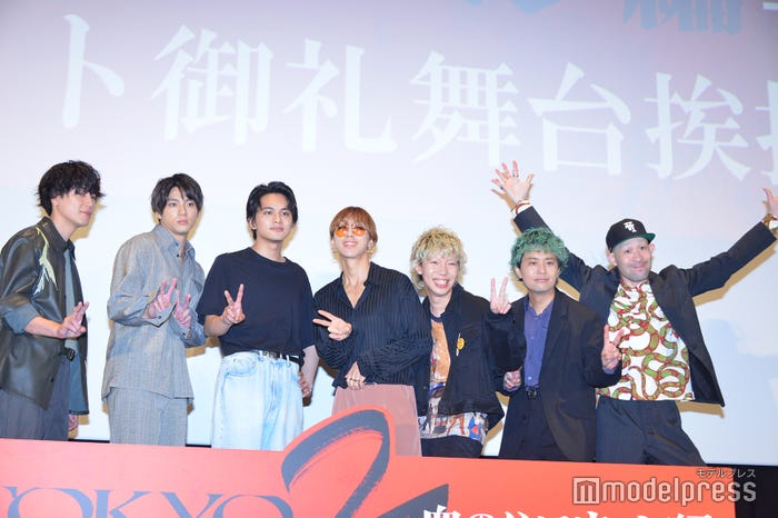 (左から)間宮祥太朗、山田裕貴、北村匠海、渋谷龍太、柳沢亮太、上杉研太、藤原“35才”広明(C)モデルプレス