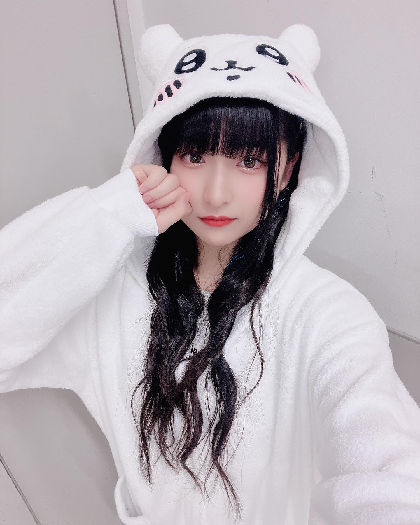 画像1/6) “5歳から踊り手”りりりちゃん、制服姿で高校卒業報告