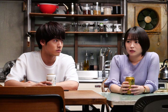 赤楚衛二、志田未来 「SUPER RICH」第4話より(C)フジテレビ