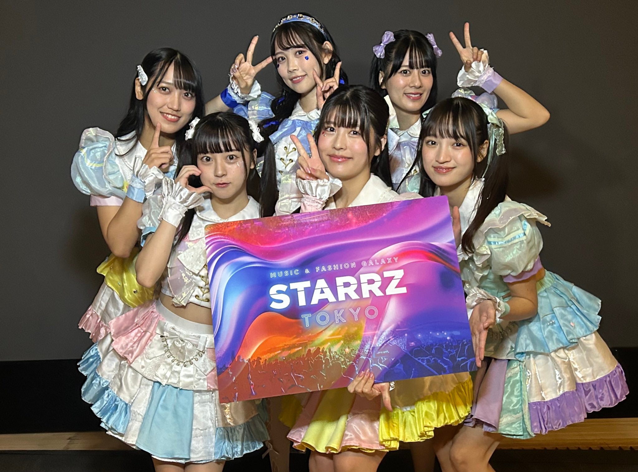 あまいものつめあわせ／（後列）西緒りり、篠見星奈、三葉ゆあ（前列）中川心、ちとせよしの、高橋桃子