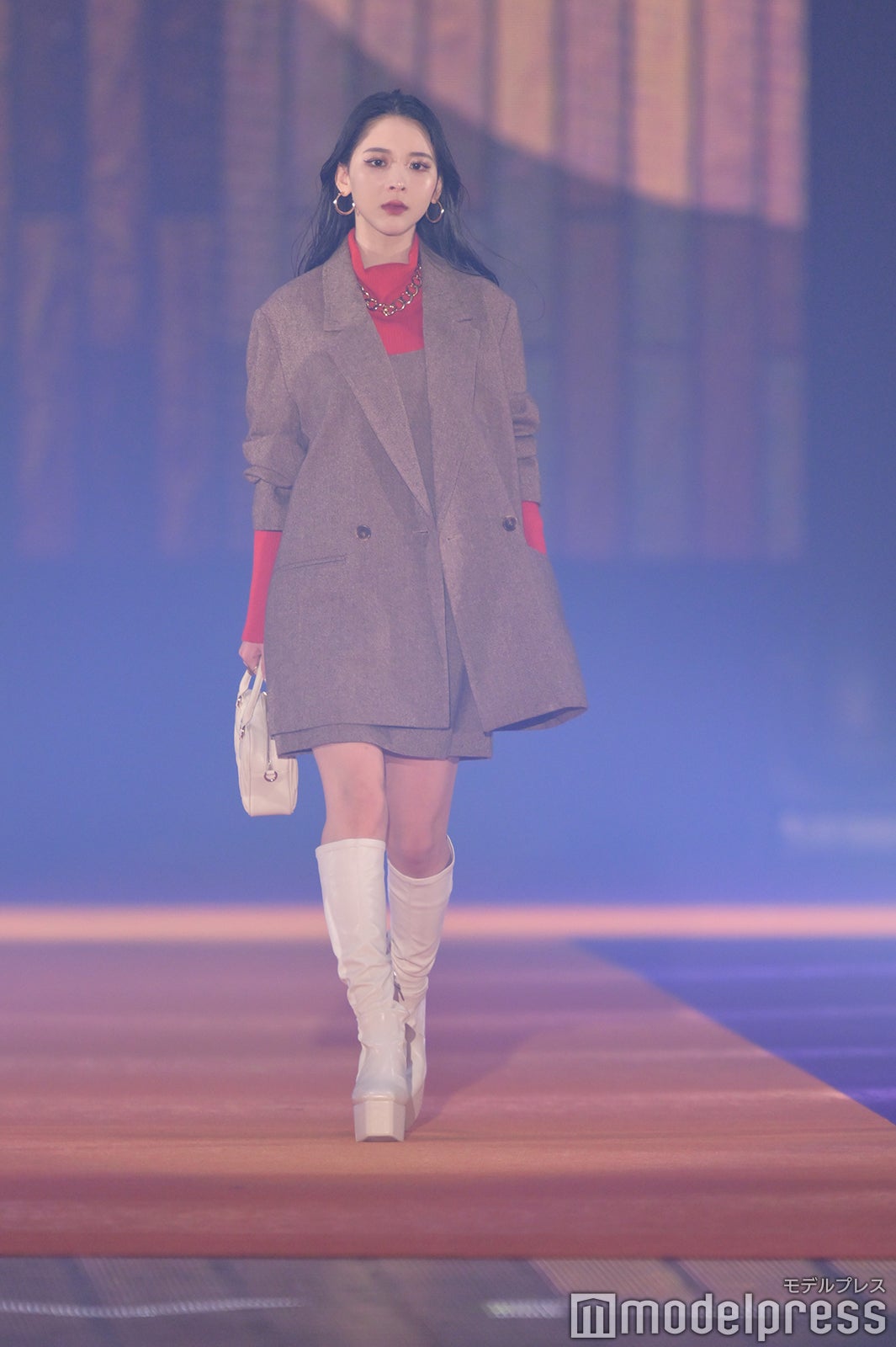 （C）モデルプレス