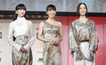 紅白 今年はメドレー祭り！お得感たっぷりPerfume、久保田利伸ら9組が名曲熱唱 歌合戦曲目発表