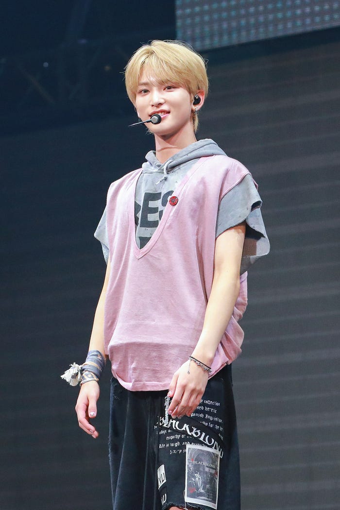 メンバーにしか見せたことがない変顔を無茶振りで披露させられたHARUA(C)HYBE LABELS JAPAN