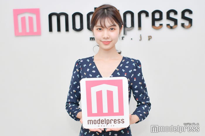 山崎愛麻(C)モデルプレス
