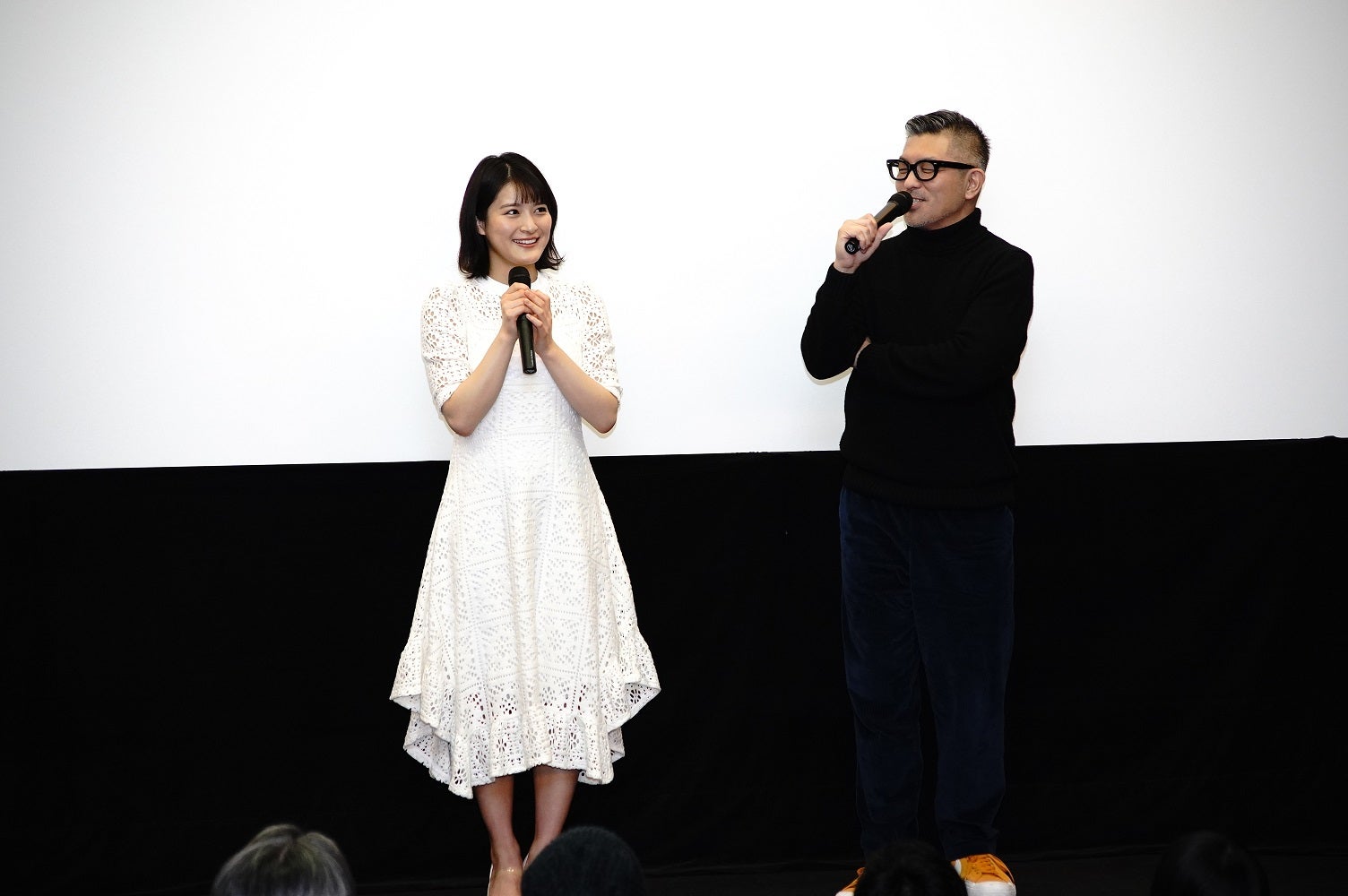 織田奈那、豊島圭介監督（提供写真）