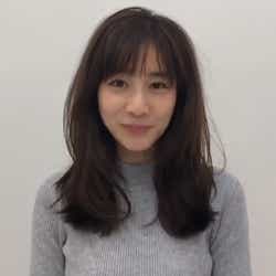 モデルプレス - 田中みな実、“10cmカット”の新ヘア公開 担当美容師がこだわり解説