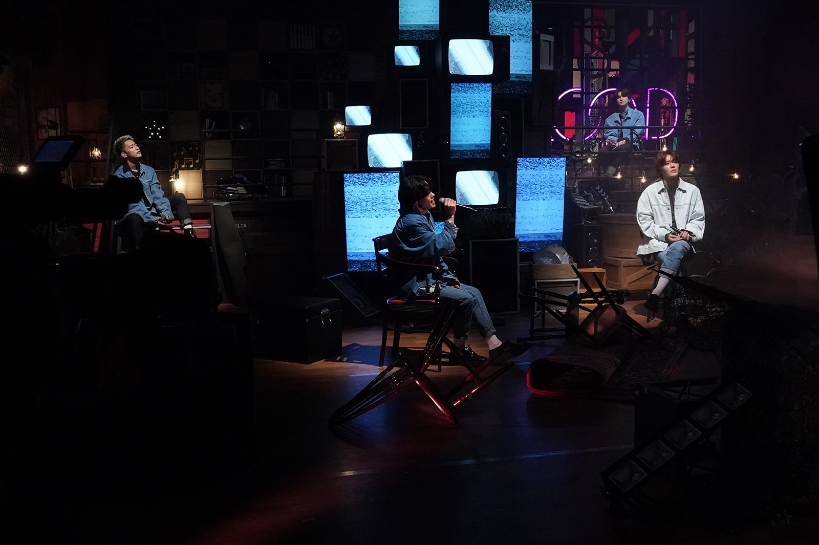 三山凌輝、 川村壱馬、吉野北人、中本悠太（C）日本テレビ