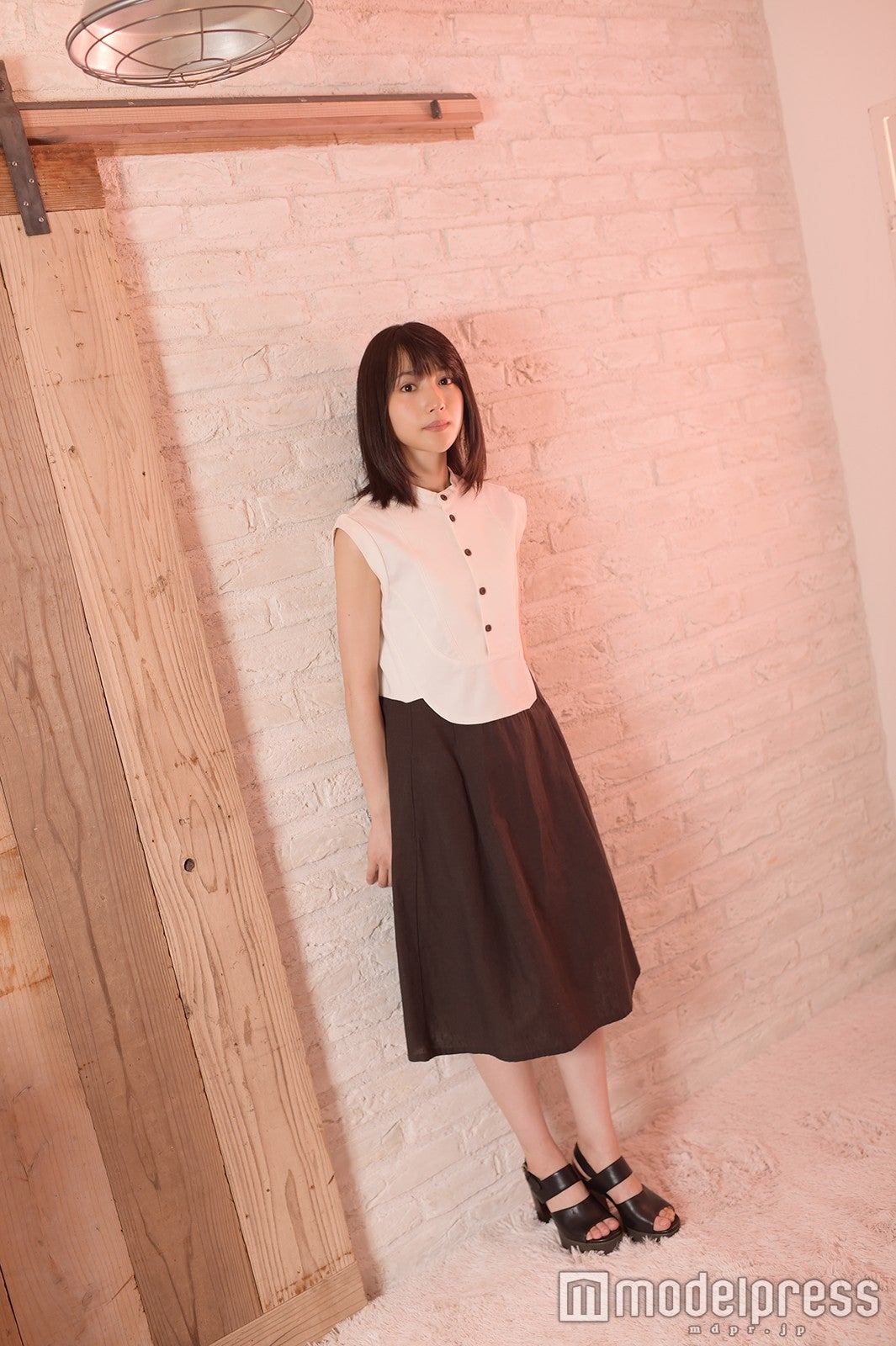 注目の ギター女子 新山詩織に一問一答 ファッション 美容 好きなモノ 一人暮らし開始で 目覚めた ことって モデルプレス 注目の ギター女子 新山詩織に一問一答 ファッション 美容 好きなモノ 一人暮らし開始で 目覚めた ことって モデルプレス