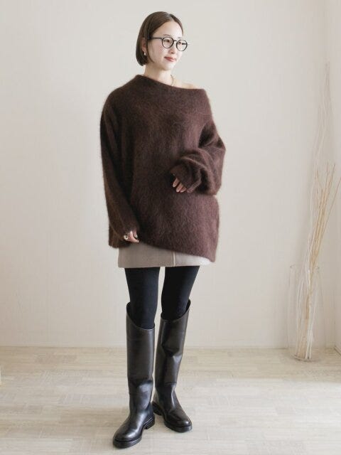 ロングブーツコーデ 2025大人女性ふわもこシャギーニットロングブーツコーデ