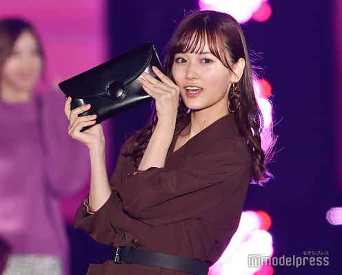 乃木坂46山下美月、キュートな“ひょっこり”ポーズにドキッ<GirlsAward 2019 A/W>