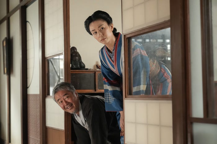 赤堀雅秋、中村優子「ブラッサム」第20話(C)NHK