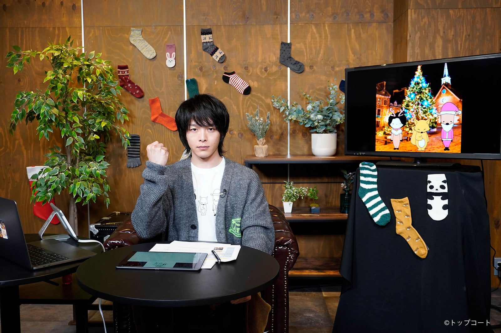 中村倫也、今年⼀番の思い出＆理想の正月明かす　トークライブで奇想天外“中村ワールド”炸裂