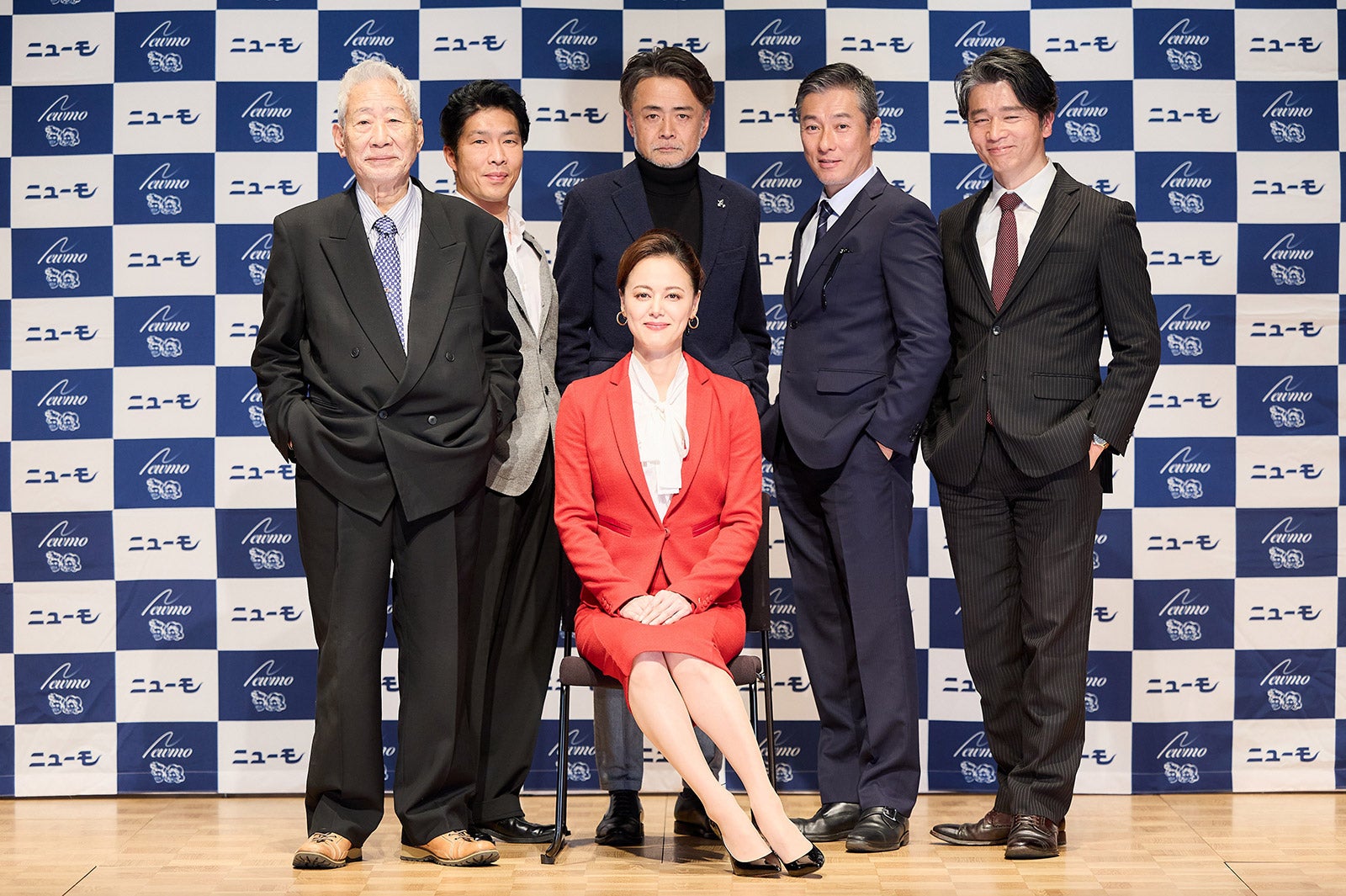 小田茜、モニターの方々（提供写真）