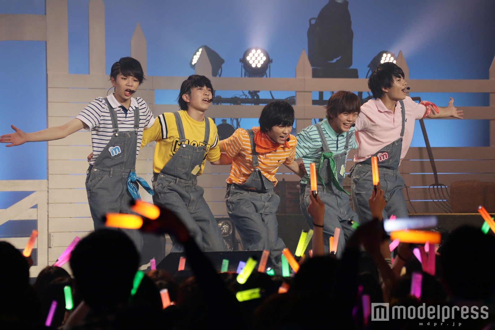 “次世代ボーカルダンスユニット”M!LK、初のワンマンライブで魅せる　ハローキティのサプライズ登場も＜セットリスト／ライブレポ＞