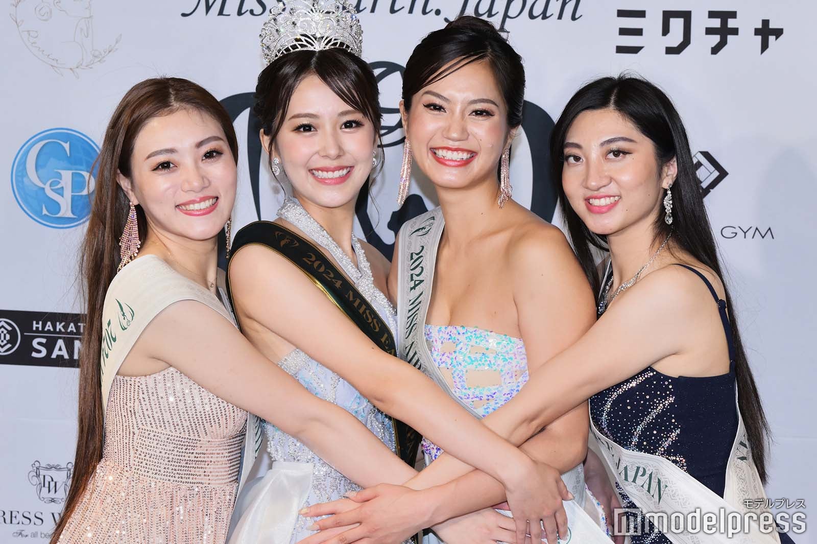 （左から）武内奈胡さん、古川杏さん、植原雪菜さん、丸田佳乃さん（C）モデルプレス