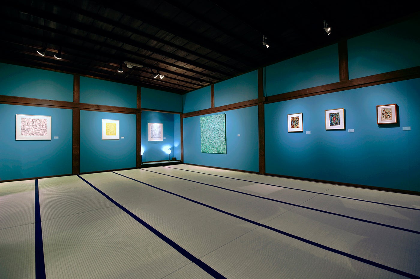 第2展示室／画像提供：フォーエバー現代美術館 祇園・京都