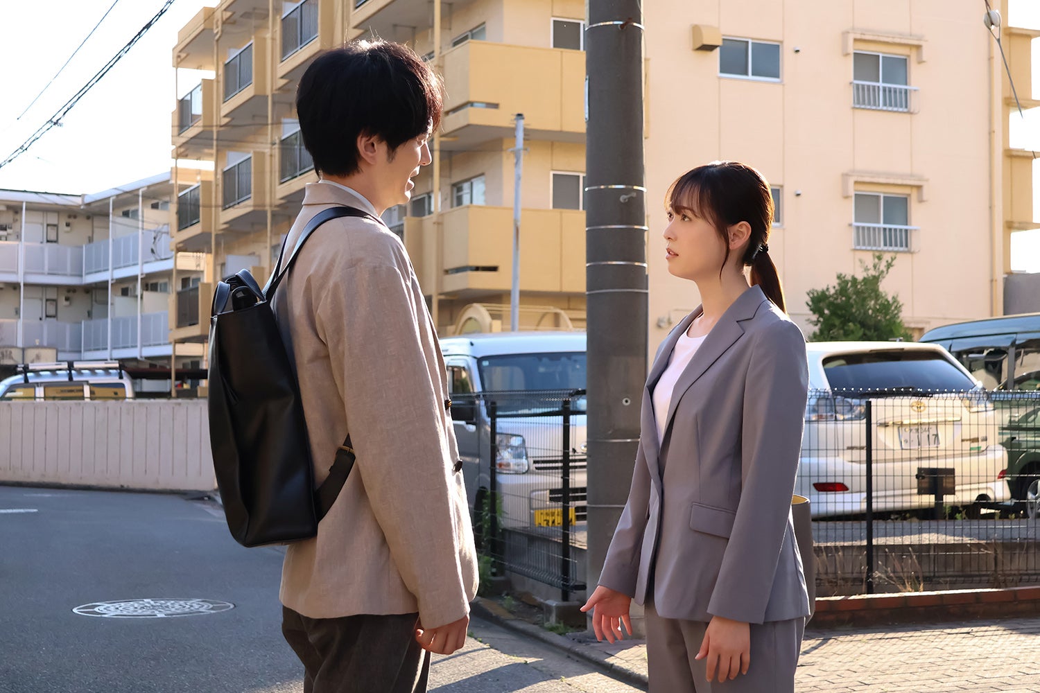 林遣都、福原遥「明日はもっと、いい日になる」（C）フジテレビ