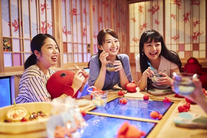 星野リゾート 青森屋「金魚ねぷた女子会」1日1組限定で金魚スイーツや占い体験