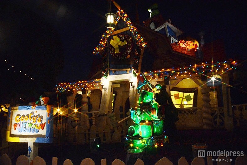 グーフィーのペイント＆プレイハウス、クリスマスツリー（TDL）