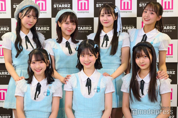 STU48(後列)吉田彩良、石田千穂、中村舞、福田朱里(前列)高雄さやか、曽川咲葵、新井梨杏(C)モデルプレス