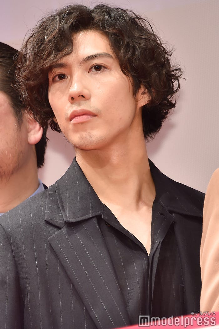 賀来賢人(C)モデルプレス