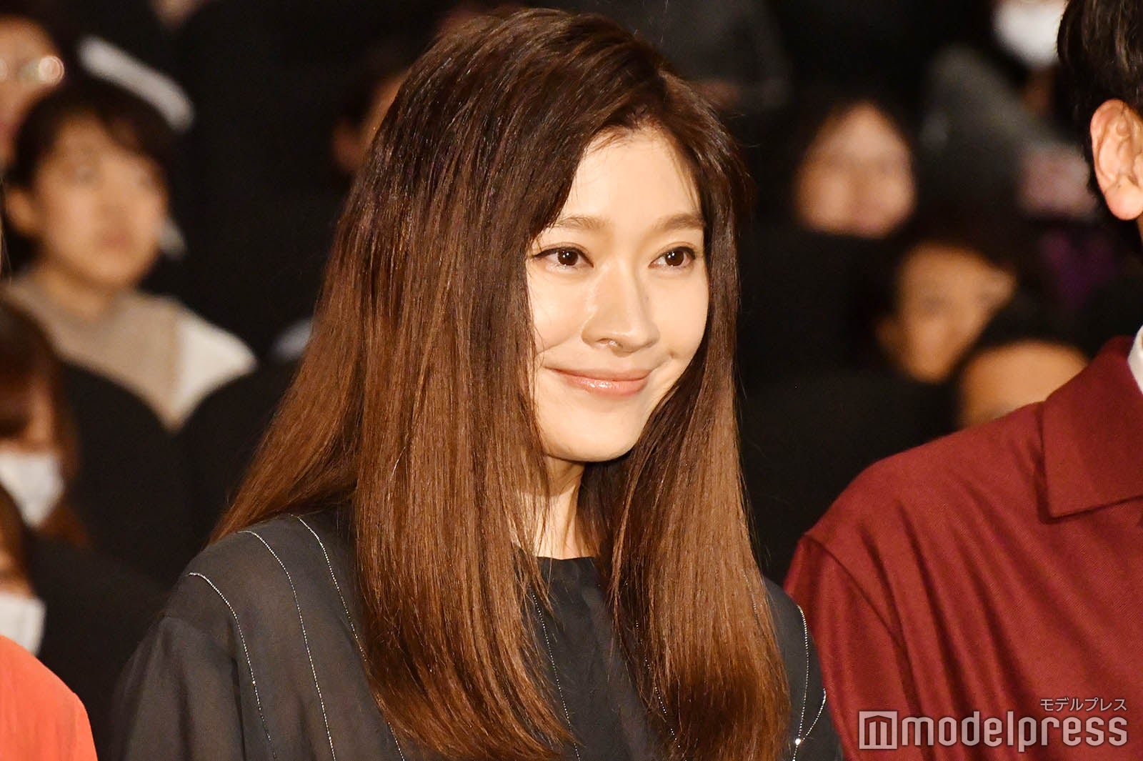 篠原涼子 （C）モデルプレス