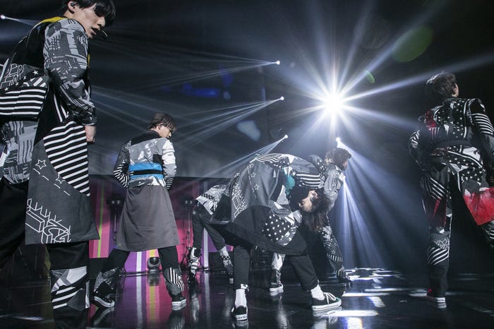 超特急 (画像提供:SDR)