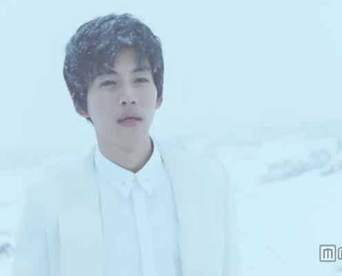 松坂桃李、白衣姿で「まもりたい」