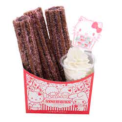 チュロス2種(各500円) (C)1976,2009 SANRIO CO.,LTD.(C)1976,1988,1990,1996,1999,2001,2013,2019 SANRIO CO.,LTD.