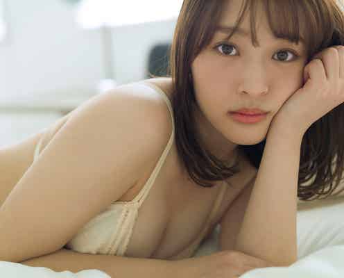 神部美咲、美谷間チラリ 彼氏にしか見せない“ドキッとする姿”で魅了