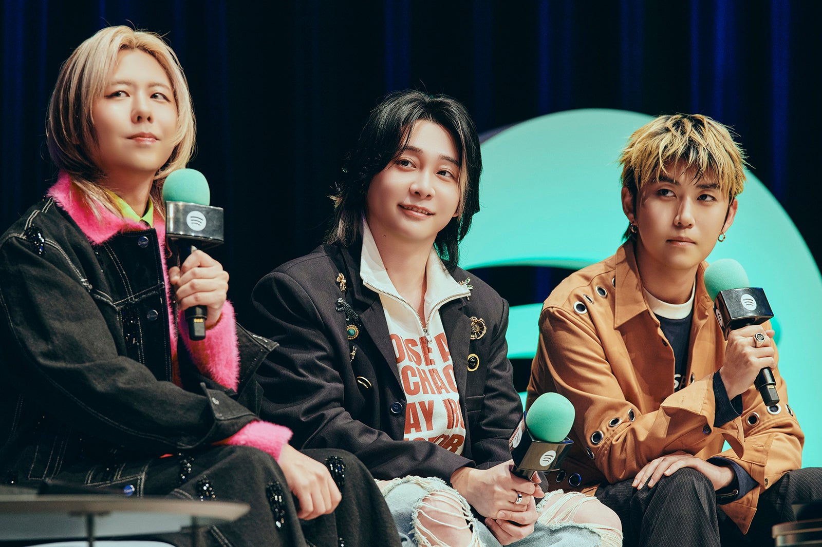 Mrs. GREEN APPLE、300人限定の公開収録イベント開催 楽曲の制作背景や込めた想いを語る「8年前から作りたいと決めていた」