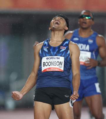 200mでも衝撃の走り タイ20歳ブーンソンがアジア記録タイ19秒88で圧巻2冠 2位となんと0秒57差の圧勝 100mに続く異次元走にスタジアム騒然
