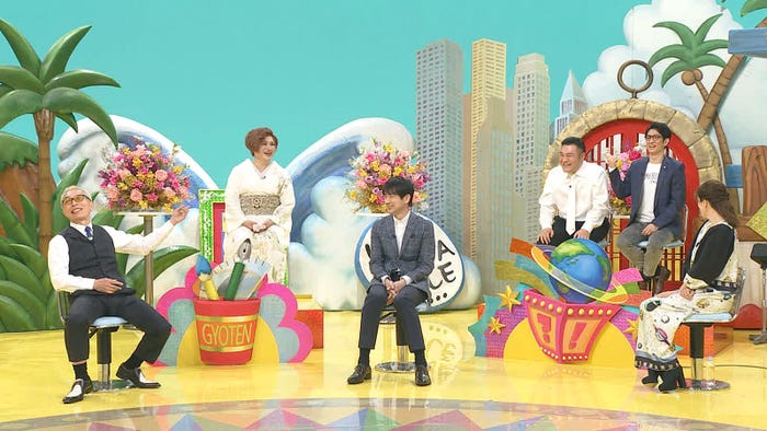 (前列左から)所ジョージ、羽鳥慎一、牧瀬里穂(後列左から)IKKO、アンタッチャブル(C)日本テレビ