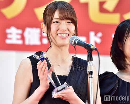 乃木坂46松村沙友理、代表スピーチで笑顔全開 ジュエリー贈呈に「本当に感激」