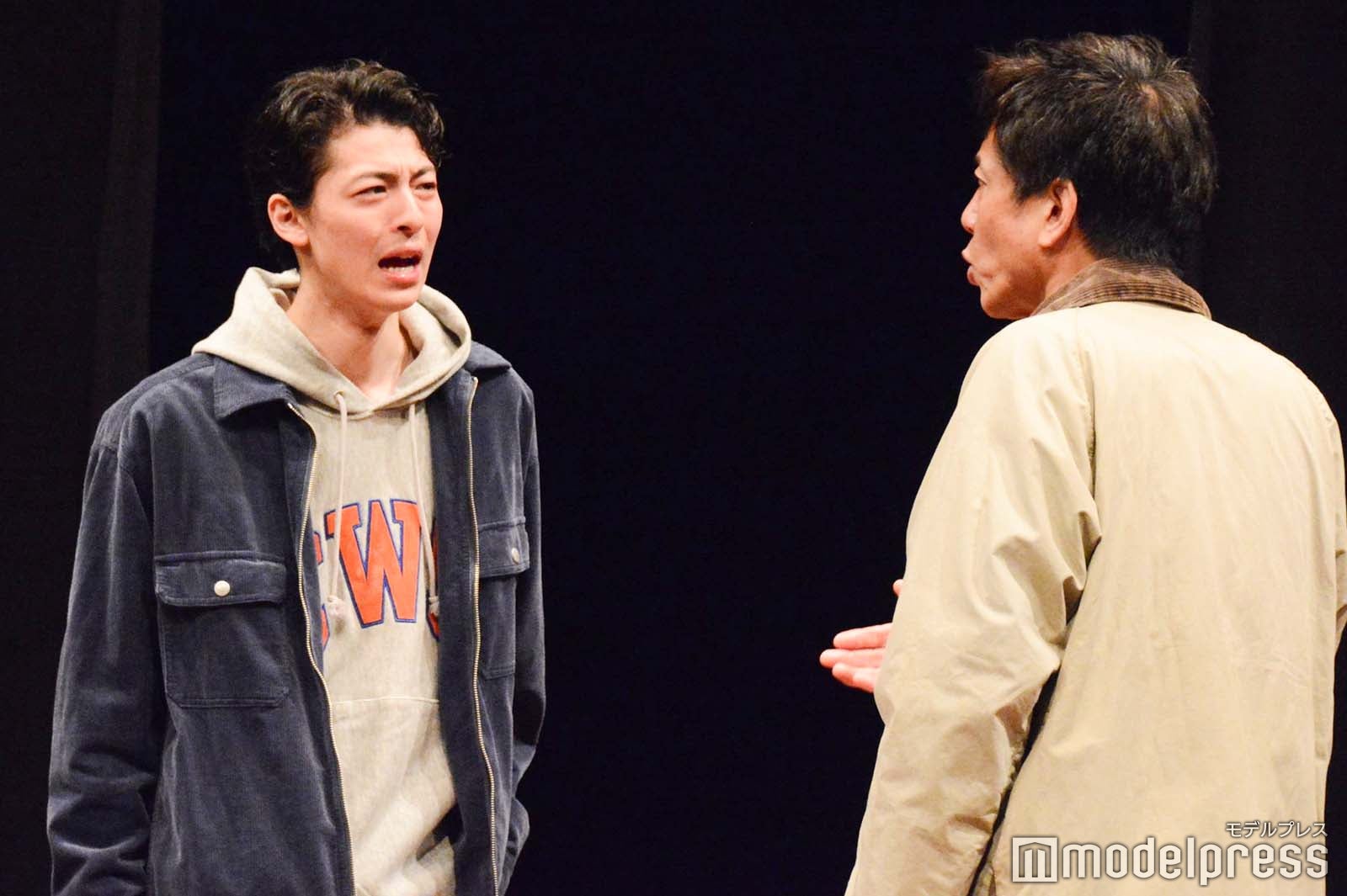 高杉真宙、勝村政信「ライフ・イン・ザ・シアター」フォトコールより （C）モデルプレス