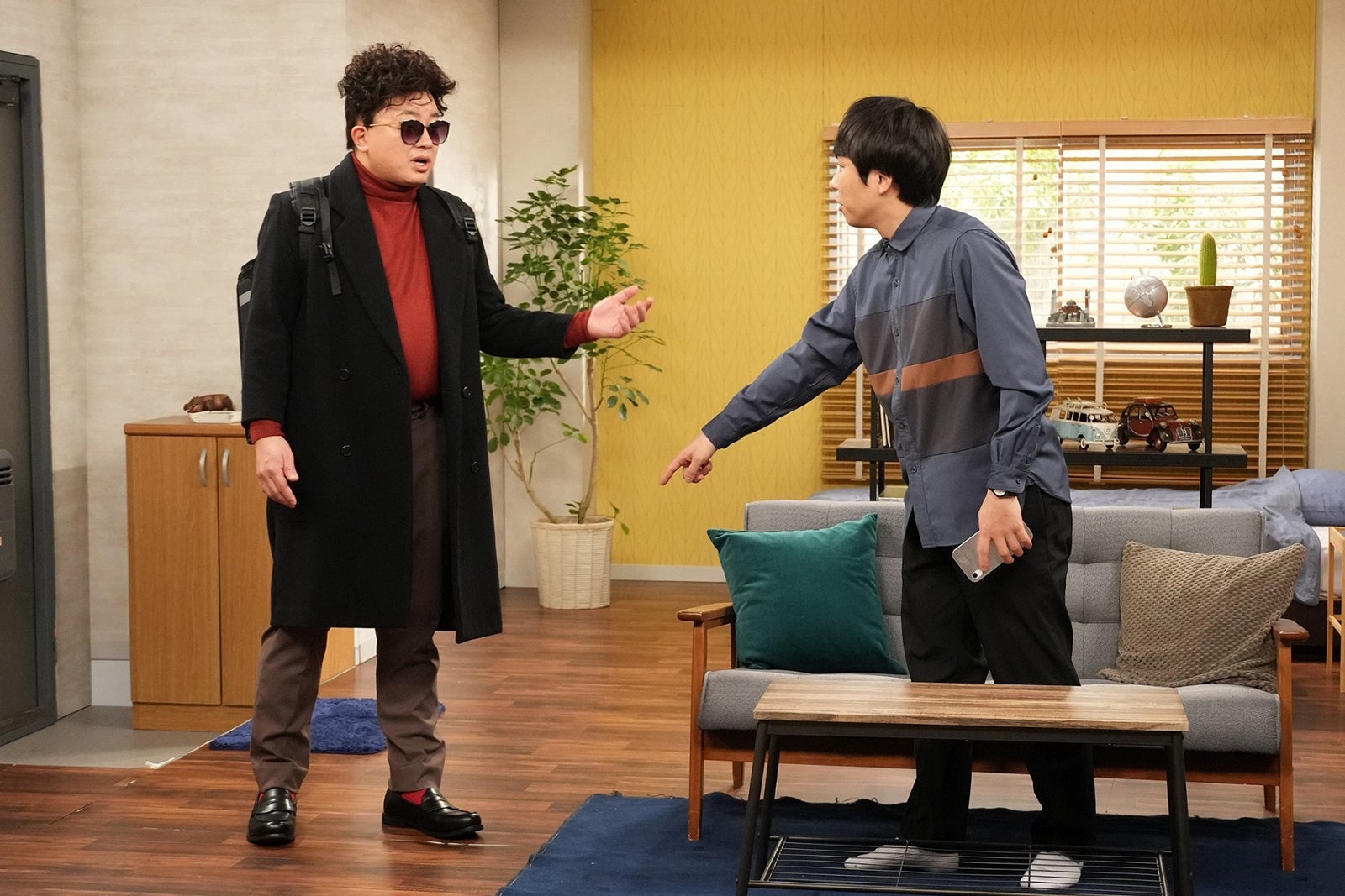 「ウーザーイーツ」松尾駿、秋山寛貴（C）フジテレビ