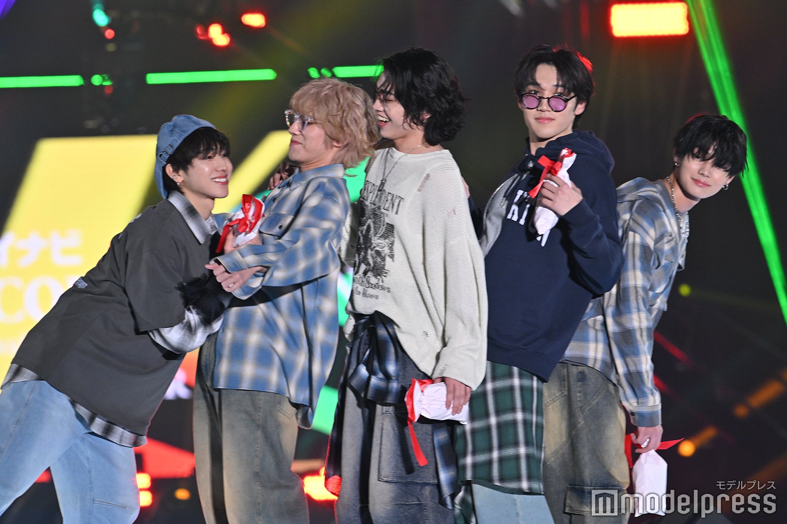 WILD BLUE（C）モデルプレス