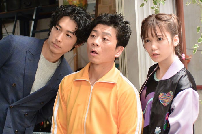 ディーン・フジオカ、三宅弘城、島崎遥香/「今からあなたを脅迫します」第6話より(画像提供:日本テレビ)