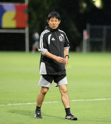 森保監督 日本サポーターのごみ拾いは「世界に誇れる日本の文化」「ゴミをそこら辺に捨てたりとかはやらない民族」前日会見