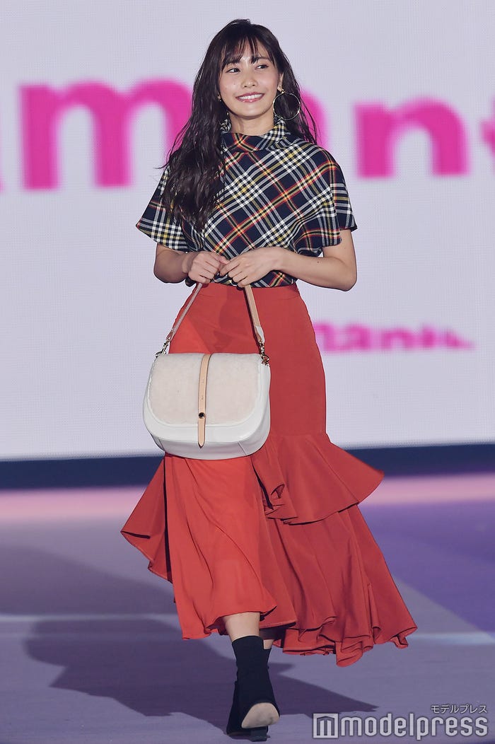 佐野ひなこ(C)モデルプレス