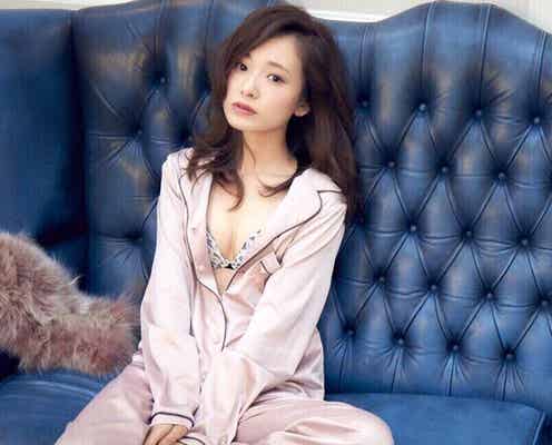 西川瑞希、美バストのぞく“初SEXYショット”に「色っぽい」と絶賛の声