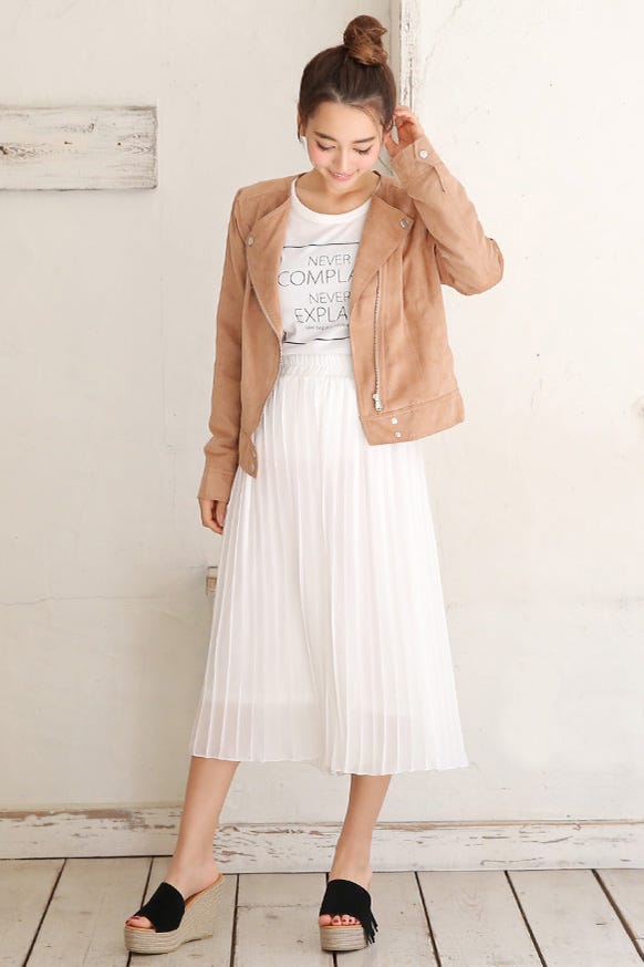 ふんわりシフォン素材・プリーツガウチョパンツ「Luz Llena」3,470円(税込)/画像提供:Luz Llena