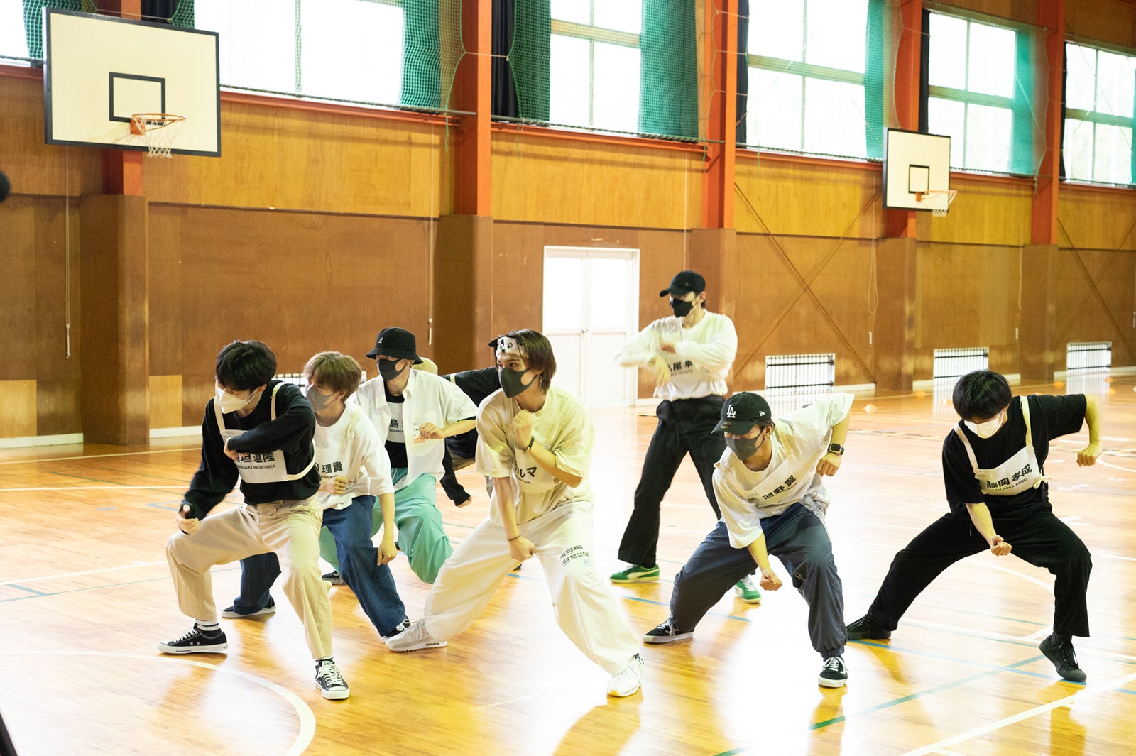 グループダンス動画審査・合宿の様子 （C）NTV