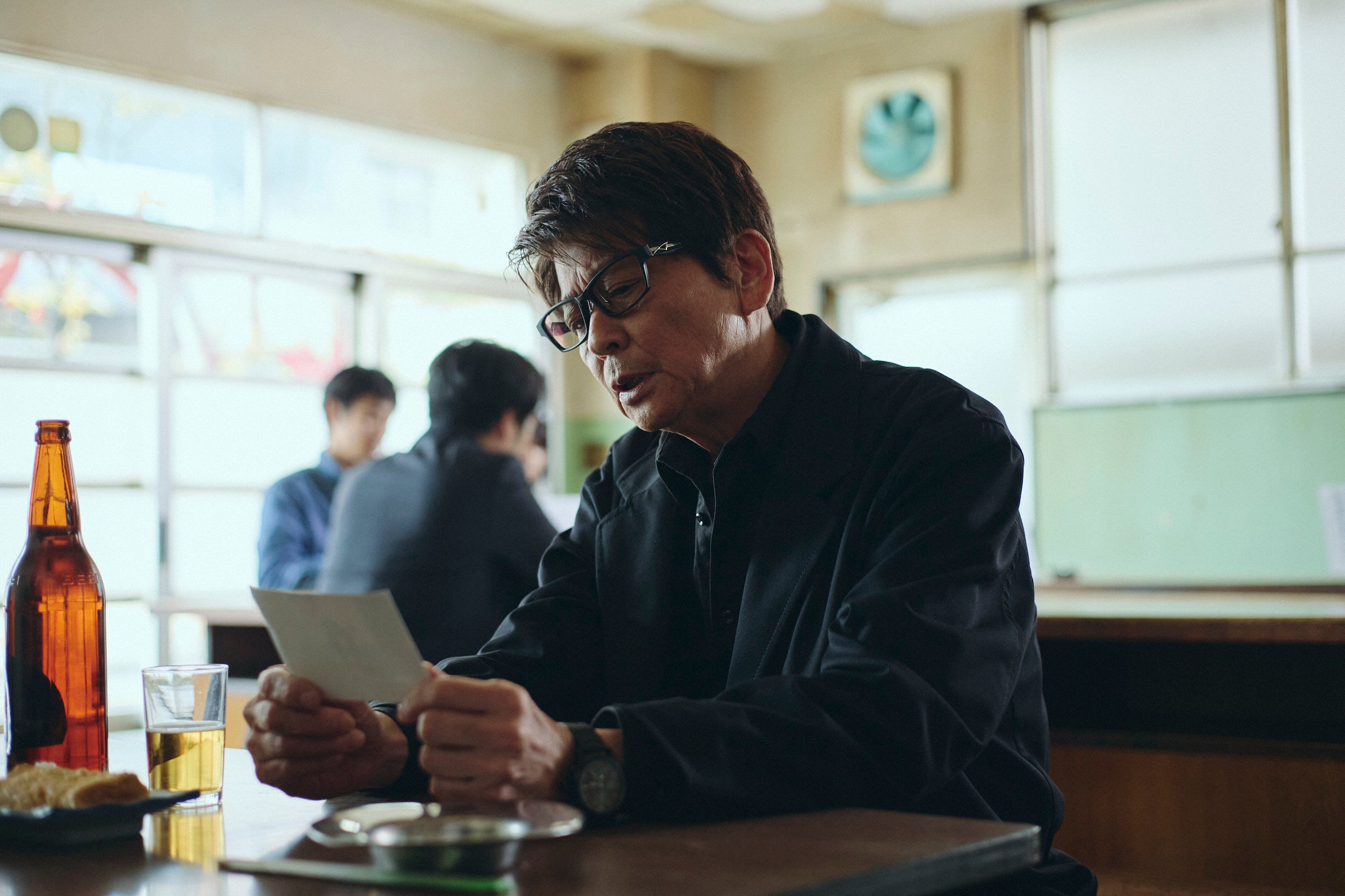 哀川翔「Qrosの女」第5話（C）「Qrosの女」製作委員会