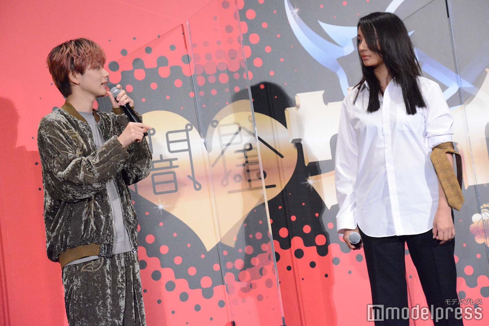 宮世琉弥、高橋メアリージュン （C）モデルプレス