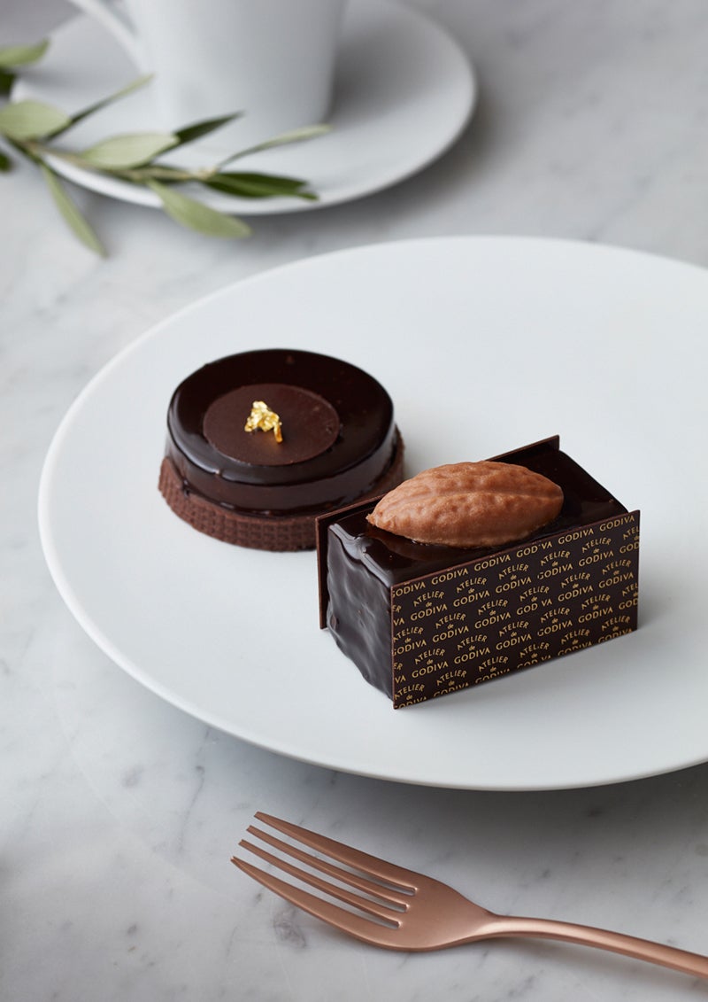 ガトー フレ（5種類）左からパレ ショコラ、シン ガトー ショコラ／画像提供：ゴディバ ジャパン株式会社