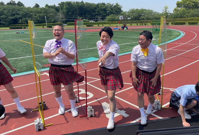 (左から)岡部大、ミキ(亜生、昴生)(C)テレビ朝日