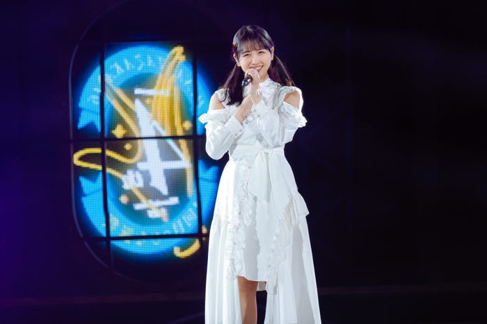 上村ひなの「4回目のひな誕祭」より/撮影:上山陽介