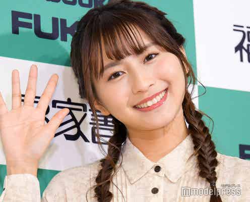 ロン・モンロウ、制服&水着カットに照れ “同棲した”犬飼貴丈にも見て欲しい?