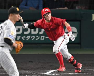 広島・勝田の不屈 頭部死球後初の安打が六回のチーム初安打 「外角が遠く見えた」後遺症も踏み込んで結果出した